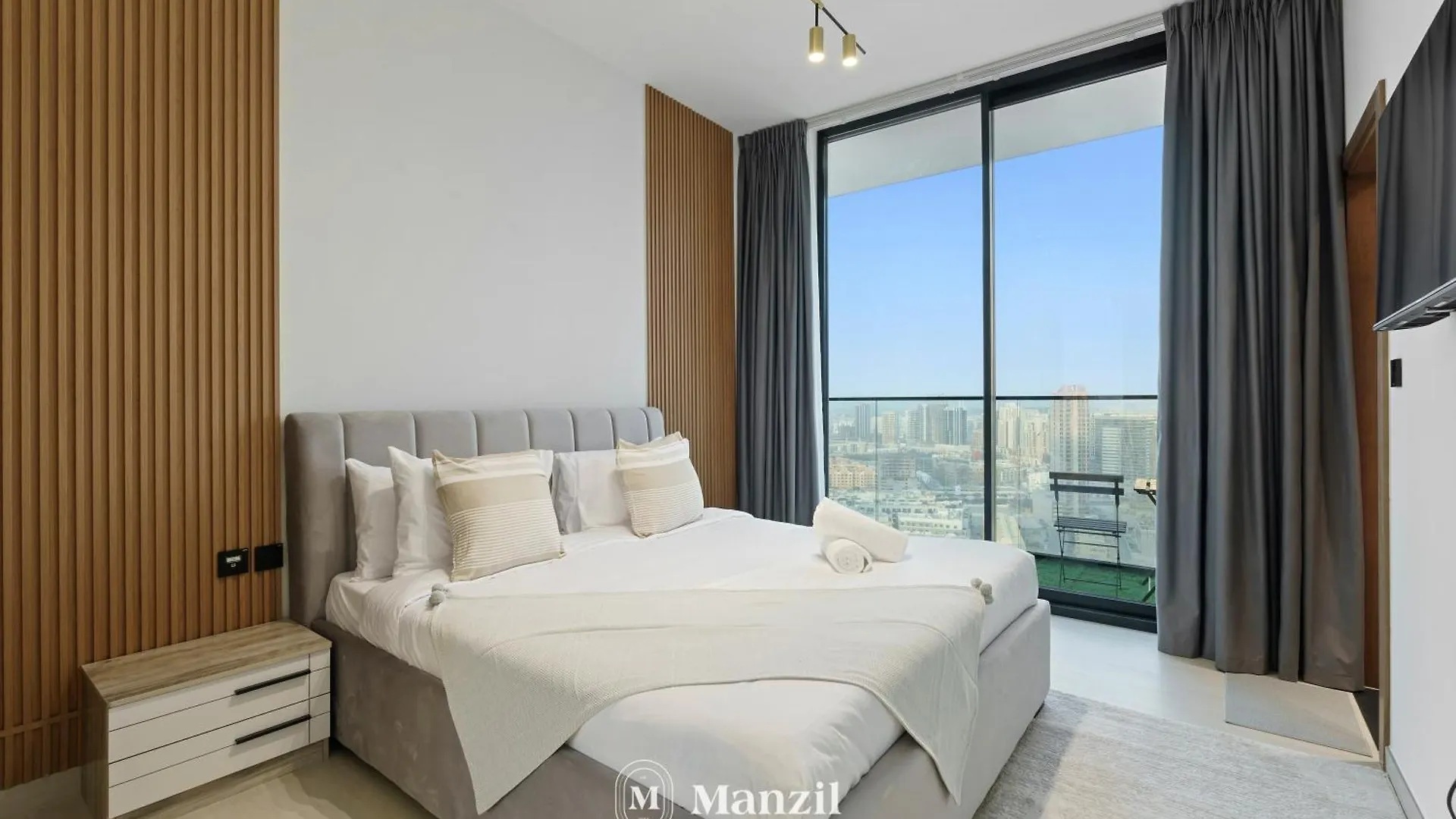 Modern 2Br Apartment With Balcony In Jvc Near Dubai Sports City