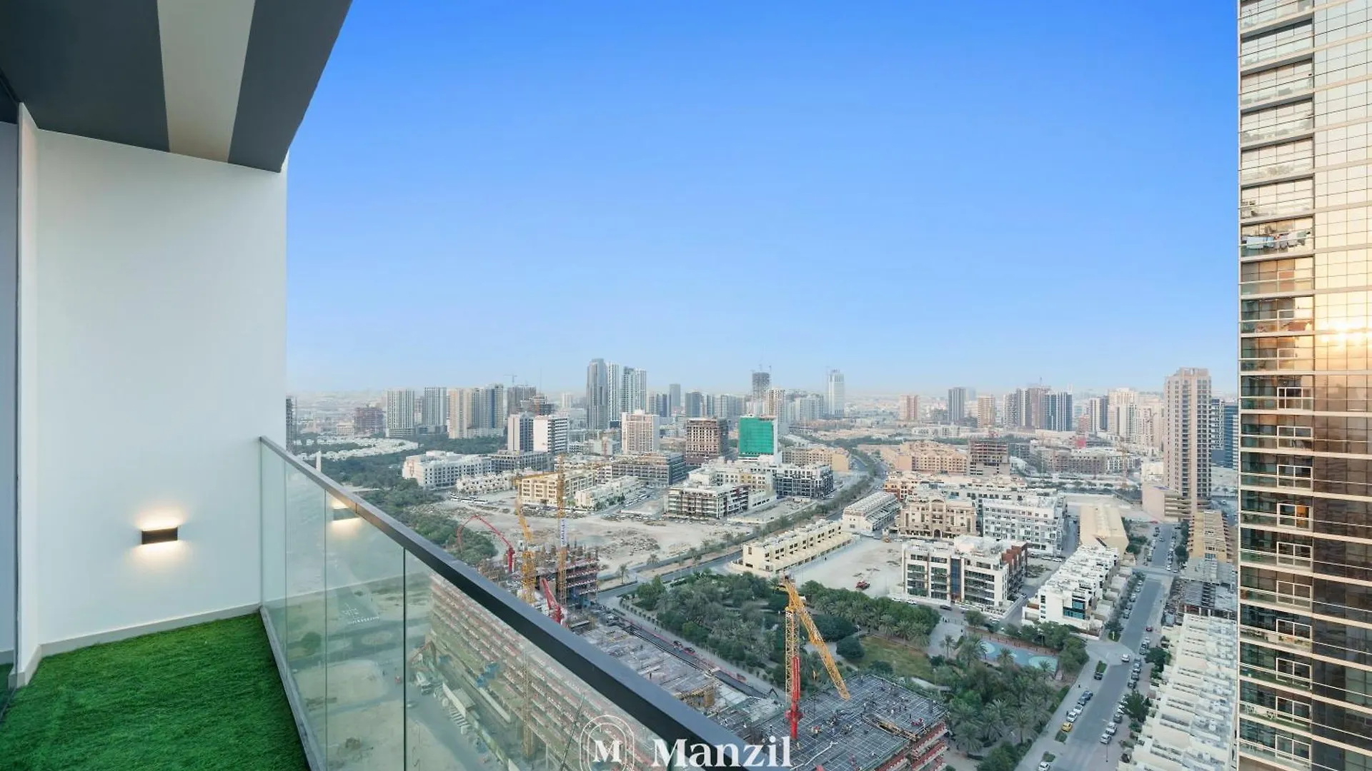 Modern 2Br Apartment With Balcony In Jvc Near Dubai Sports City 아랍에미리트